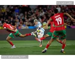 《解析滑曲球（Slurve）：兼具位移与旋转的迷惑性》